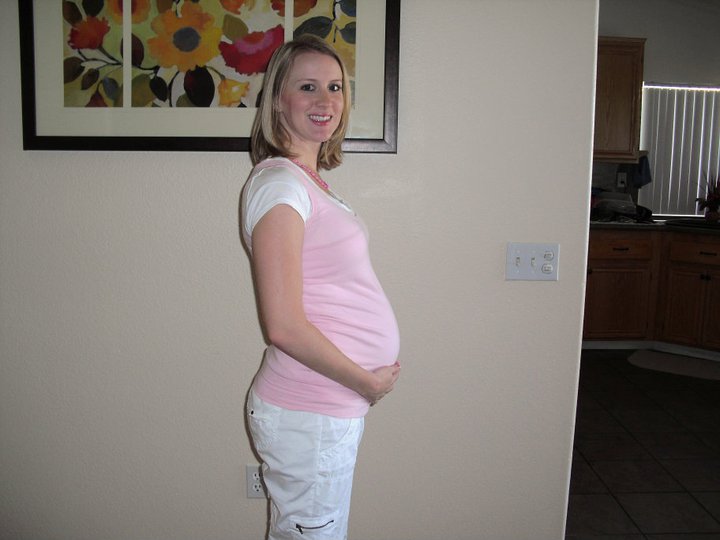Hand In Hand: Belly Bump Progression Pictures and Some Thoughts