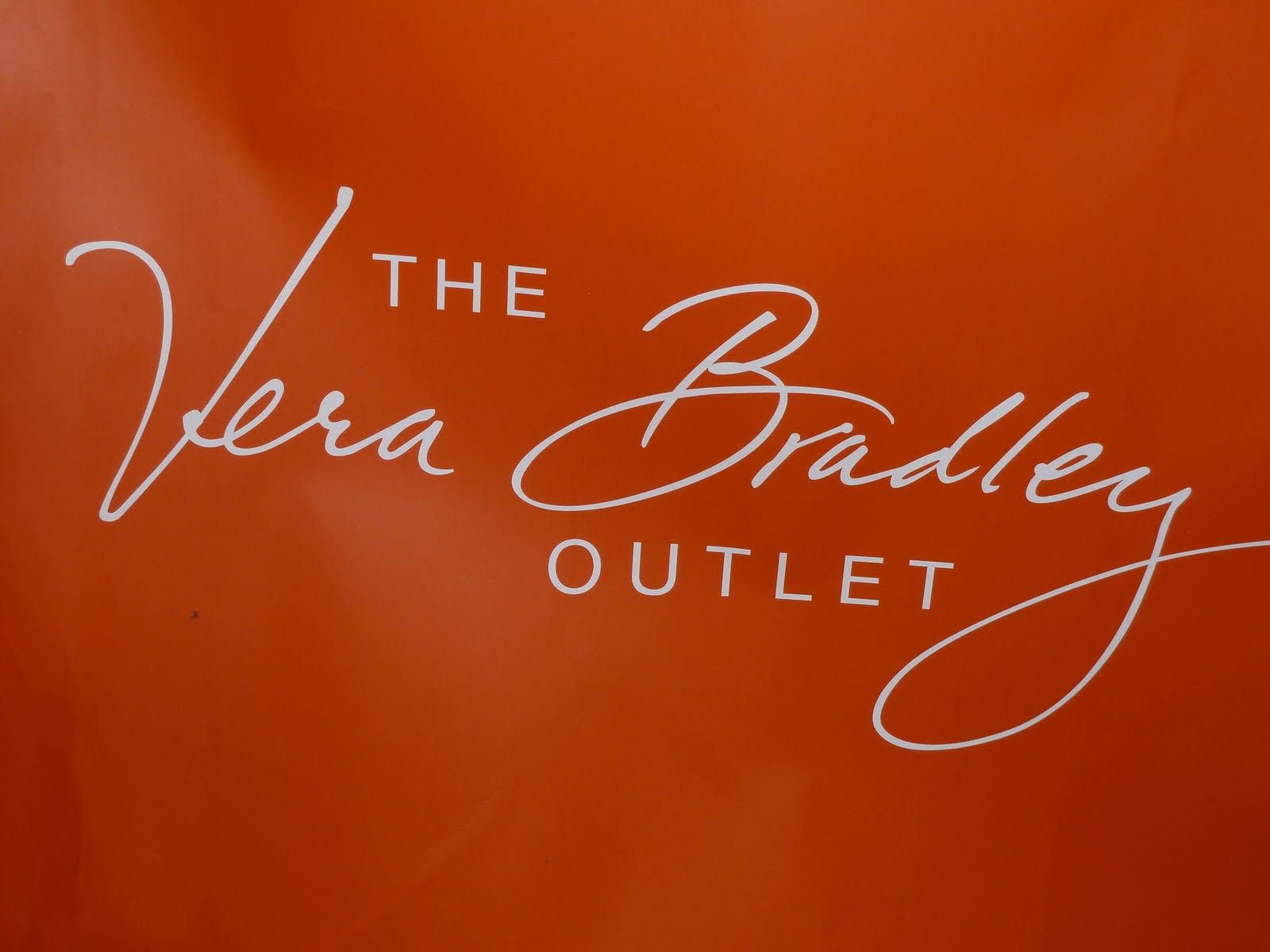 ... blog about all things Vera Bradley: Vera Bradley Outlet - Leesburg, VA