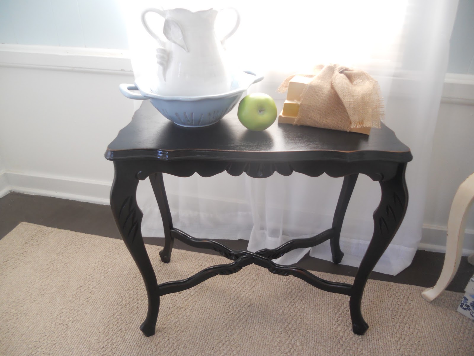 {createinspire} Side table redo