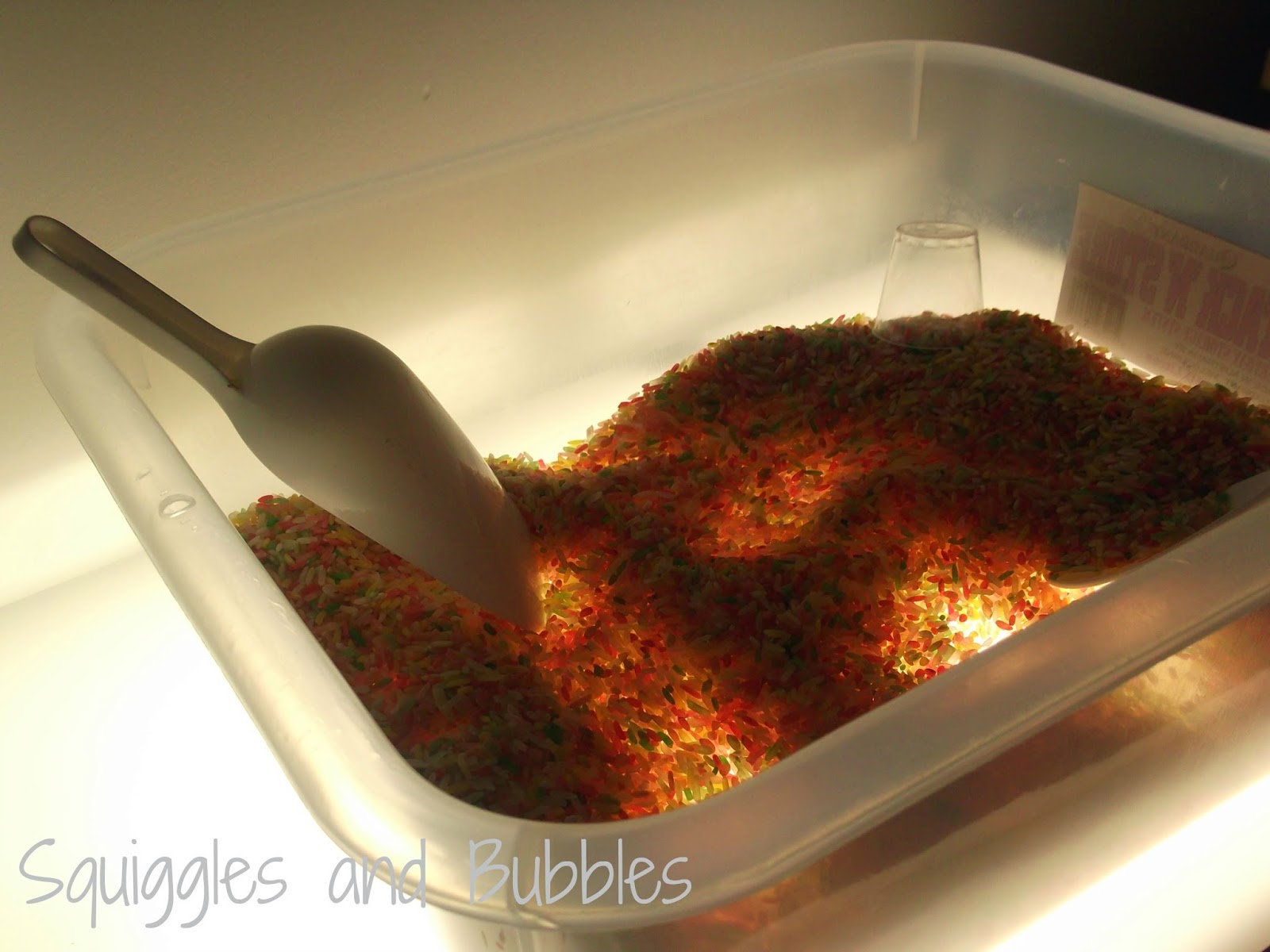 http://4.bp.blogspot.com/-jy8R8xKLLHc/U5bmSUHpcgI/AAAAAAAABGY/28DpGLFGF34/s1600/Riceonthelighttable.jpg
