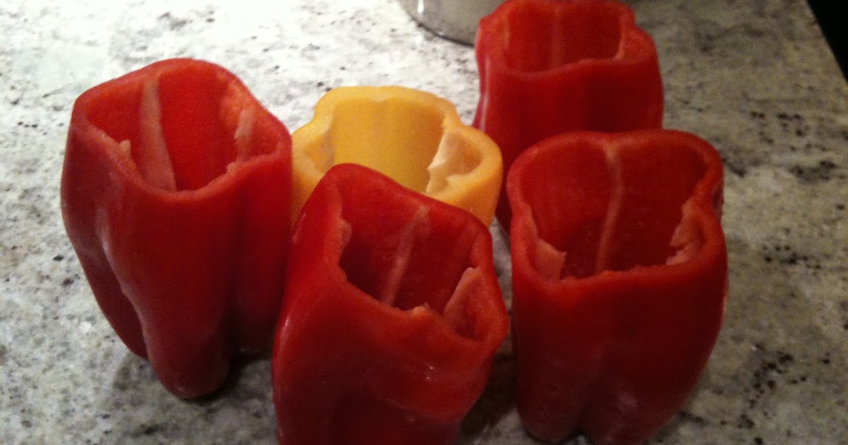 Lisa's Lite Bites Ground Chicken and Quinoa Stuffed Peppers