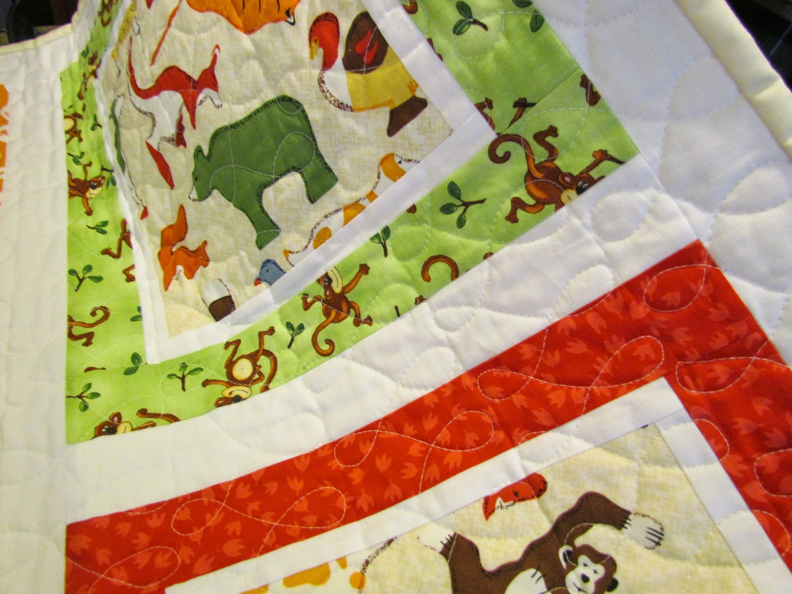 KayakQuilting Finished Jungle Baby Quilt