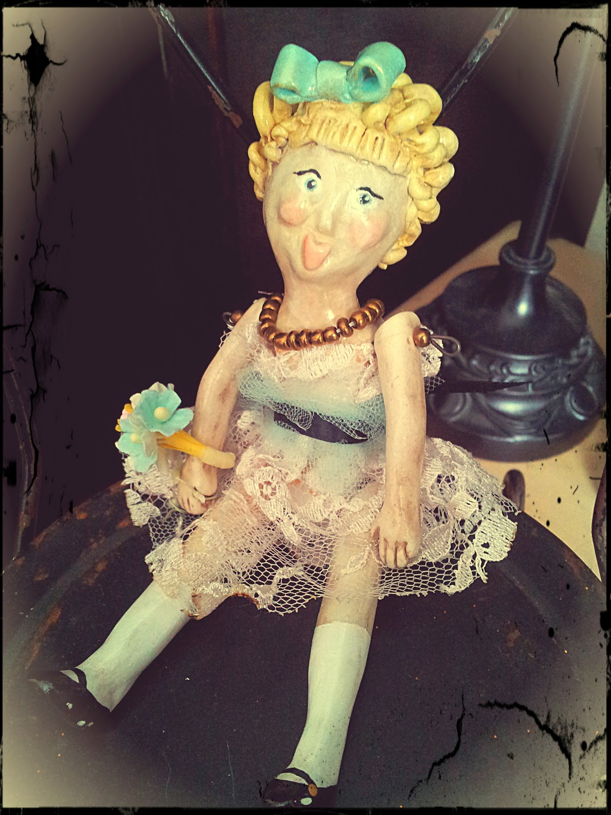 Paper Crown March 2013