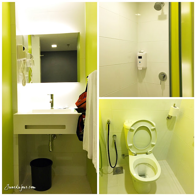 Triple Room Hotel Bath Triple Room Hotel Bath