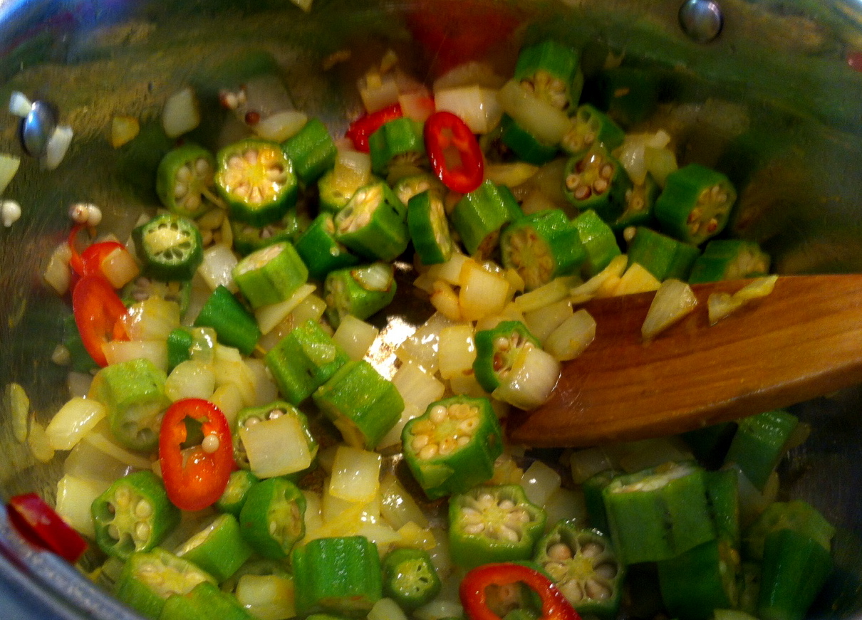 vegetarian curried okra (why) stew, (because) it's a good thing