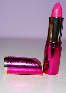Lovely lipsticks Lovely lipsticks