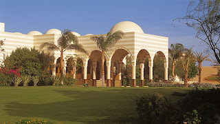 من اروع الفنادق في شرم الشيخ The-Oberoi-Sahl-Hasheesh-–-An-Egyptian-Oasis-of-Luxury-5