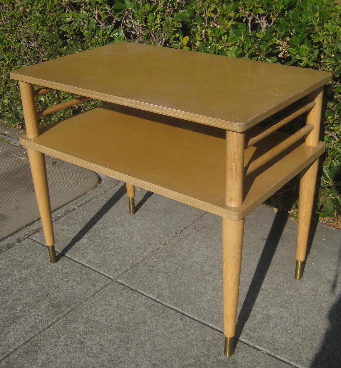 UHURU FURNITURE & COLLECTIBLES: SOLD - Mid-Century Side Table - $50