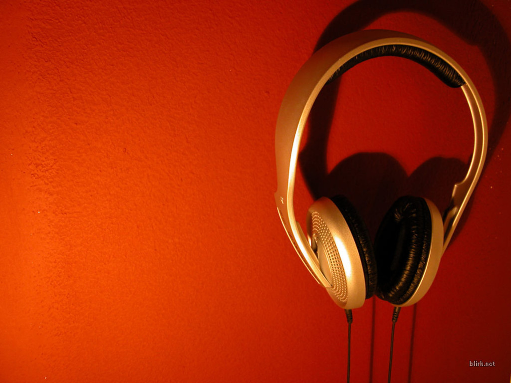 http://4.bp.blogspot.com/-k1-xXP3evfg/TaA0ZdIAEOI/AAAAAAAADUU/FICkXcmECok/s1600/DJ+3D+Wallpaper__yvt2.jpg