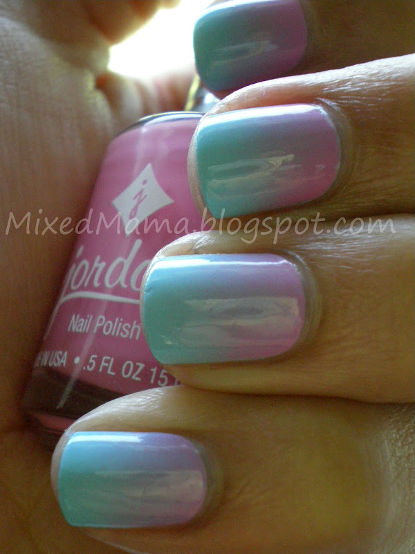 MixedMama Cotton Candy Gradient Nails