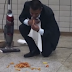 Comer espaguetti del piso, con Bissell Canada es extremo.