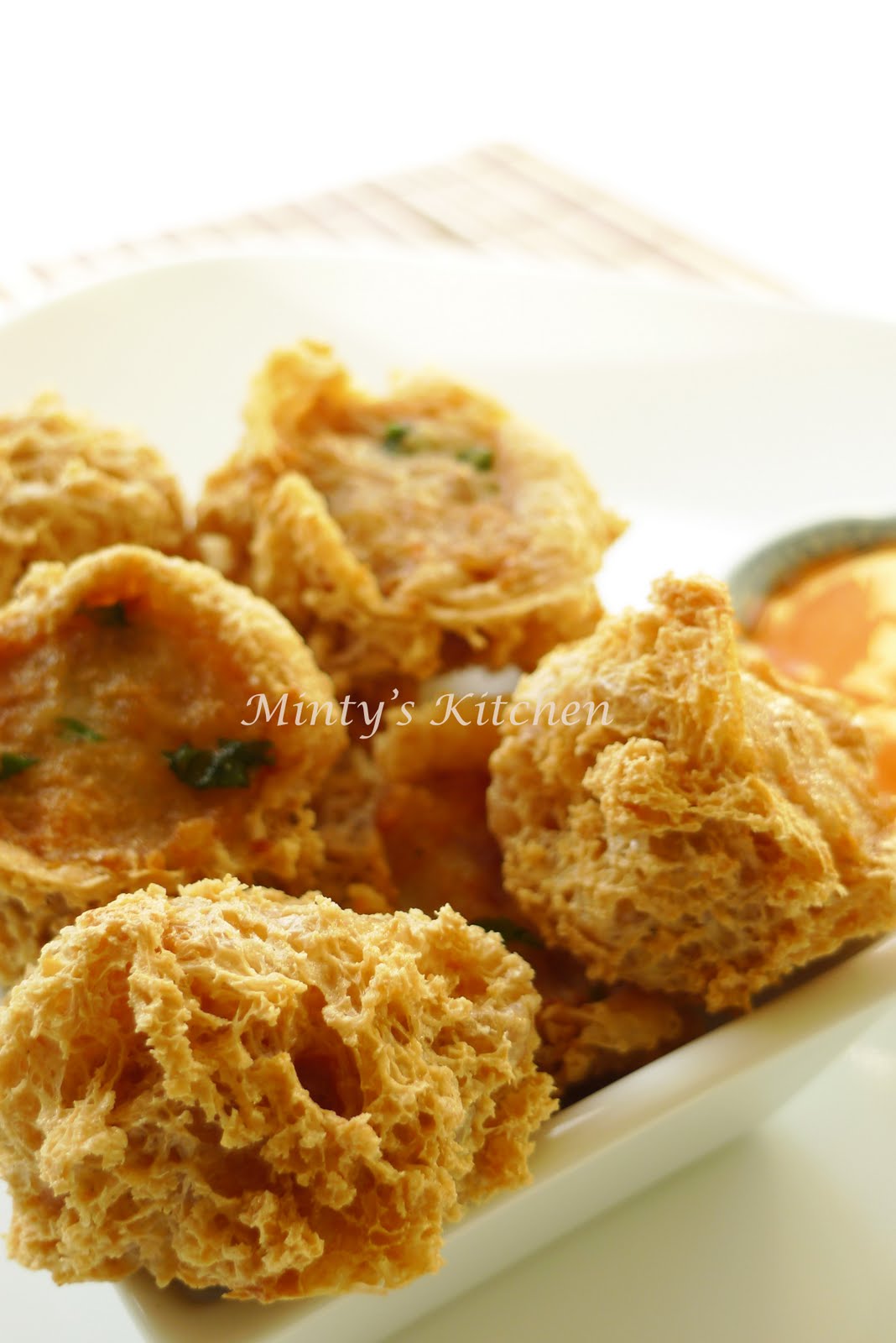 Minty's Kitchen Crispy Stuffed Tofu Puffs