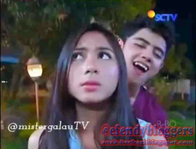 Foto Aliando Syarief Mau Menggigit Jessica Mila Foto Aliando Syarief Mau Menggigit Jessica Mila