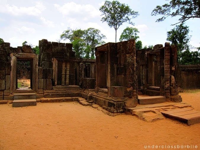 Banteay Srei temple siem reap what to do in siem reap