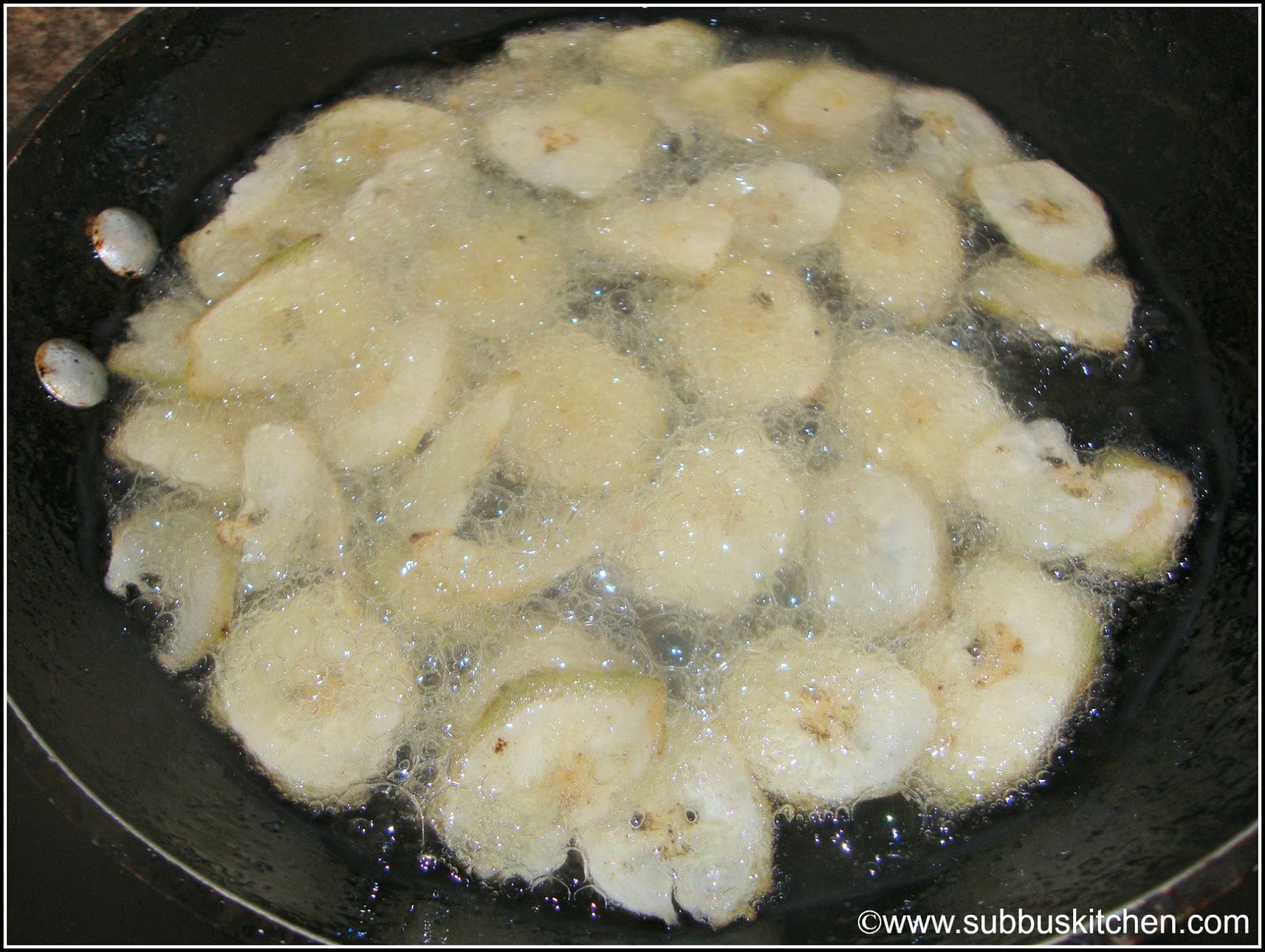 Vazhaikaai Chips(Raw Banana Chips) Subbus Kitchen
