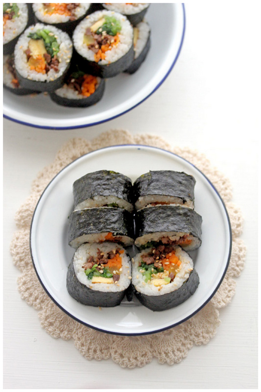 Foodagraphy. By Chelle. Beef Kimbap (쇠고기 김밥)