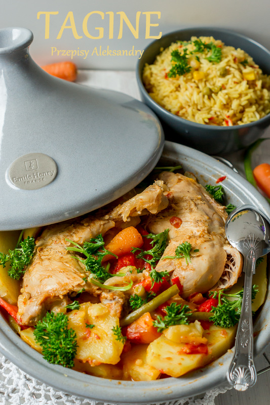 Przepisy Aleksandry TAGINE Z KURCZAKIEM, HARISSĄ, MORELAMI I WARZYWAMI