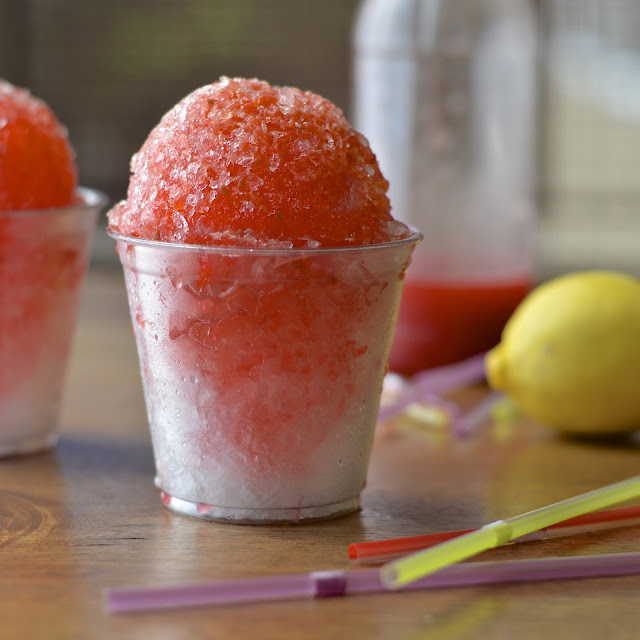 Fresh Raspberry Lemonade Snow Cones | Virtually Homemade: Fresh