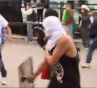 Mascarado que não é black bloc? CUT do PT grita vai pra cima para black bloc ouvir