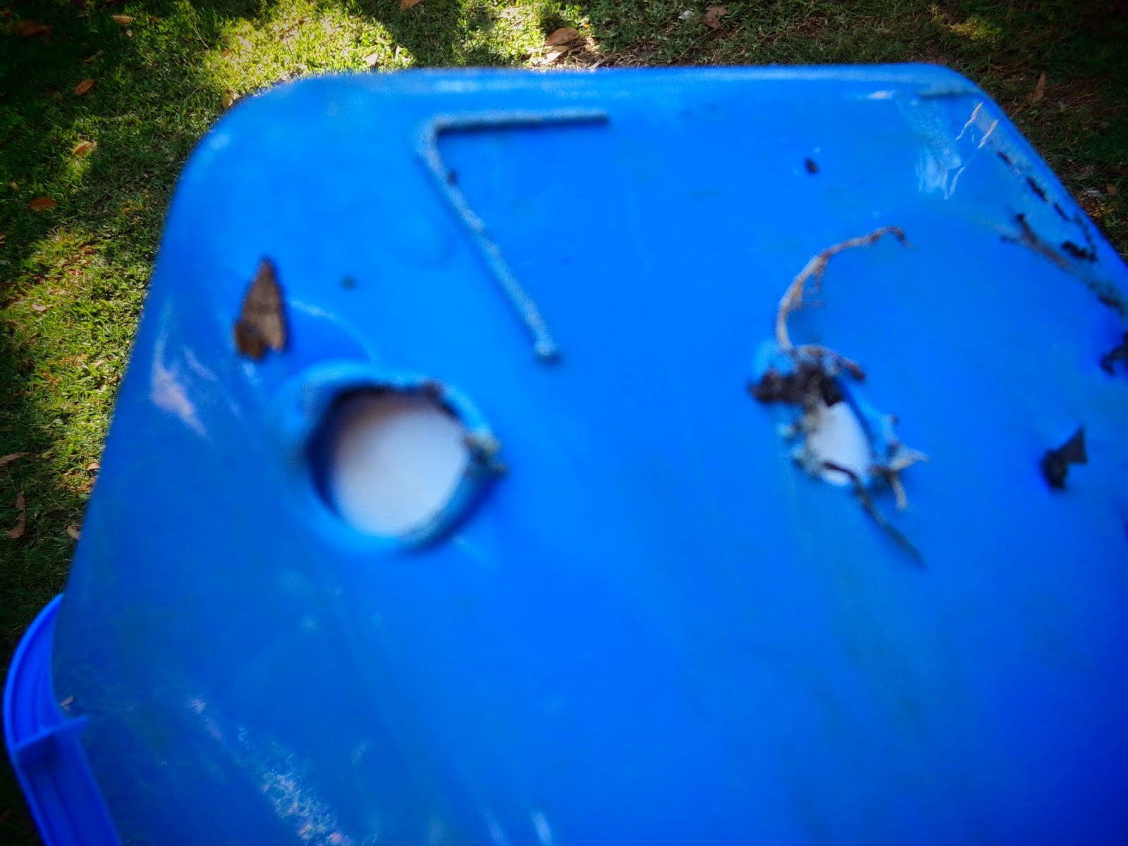 Fixing holes in plastic buckets!