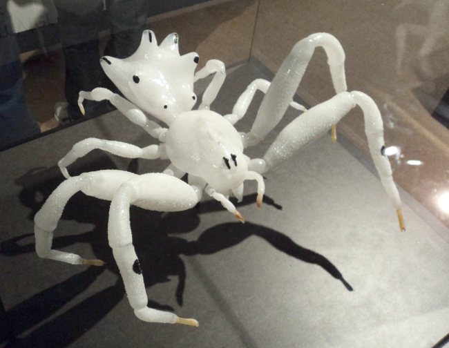 giant white crabs