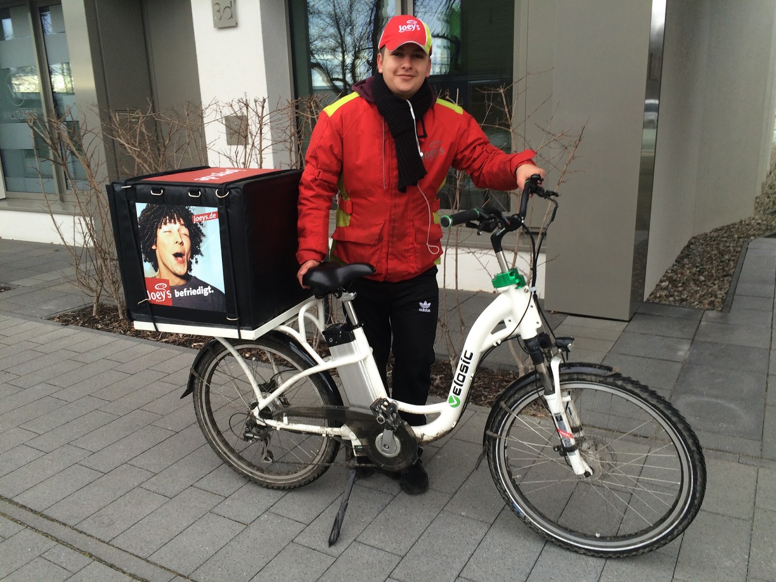 St Pedali Pizza Kommt Per Pedelec Joey S Setzt Auf Umweltfreundlichen Lieferdienst