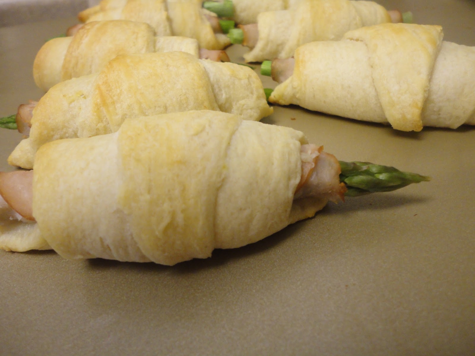 Cookin Stuff Asparagus Crescent Rolls