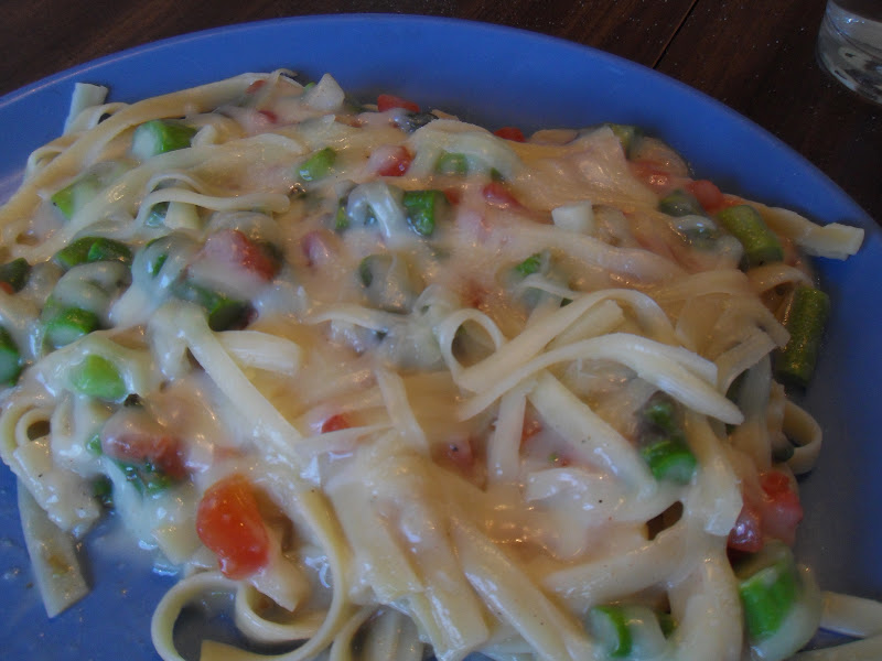 Simple Joy Crafting Spicy Asparagus Alfredo
