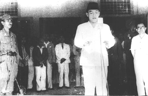 Detik Proklamasi | fakta detik detik proklamasi kemerdekaan indonesia tahun 1945 Detik Proklamasi | fakta detik detik proklamasi kemerdekaan indonesia tahun 1945
