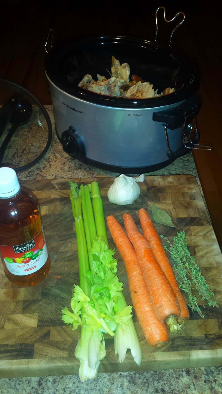 Rebecca's Amazing Creations Slow Cooker Chicken Broth