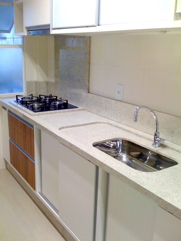 A Casa da Sheila Tons de granito e mármore # Bancada De Cozinha Em Granito Branco Itaunas A Casa da Sheila Tons de granito e mármore # Bancada De Cozinha Em Granito Branco Itaunas