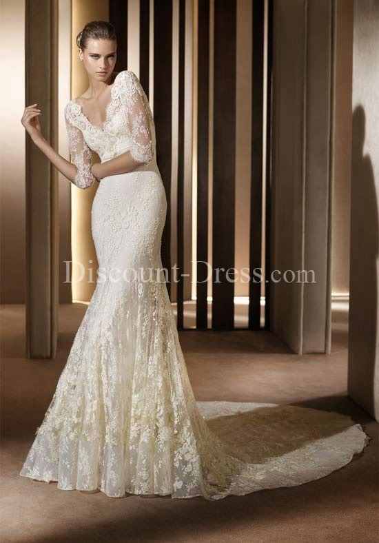 Fit-N-Flare V-Neck Fitted Lace Chapel wedding Dress
