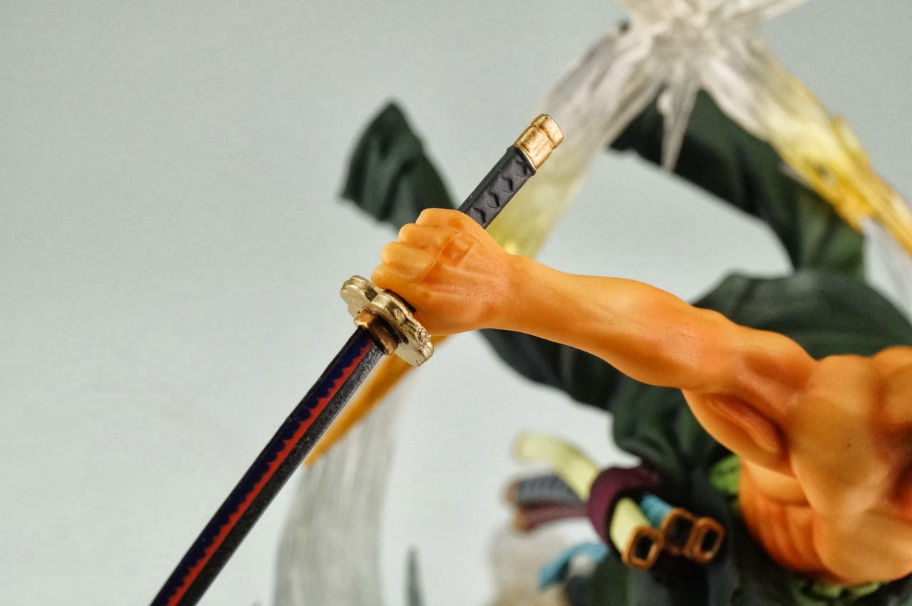 Neutron Jammer: New Release Photo Review: Figuarts ZERO - Roronoa Zoro (Rengoku  Onigiri - Battle ver.)