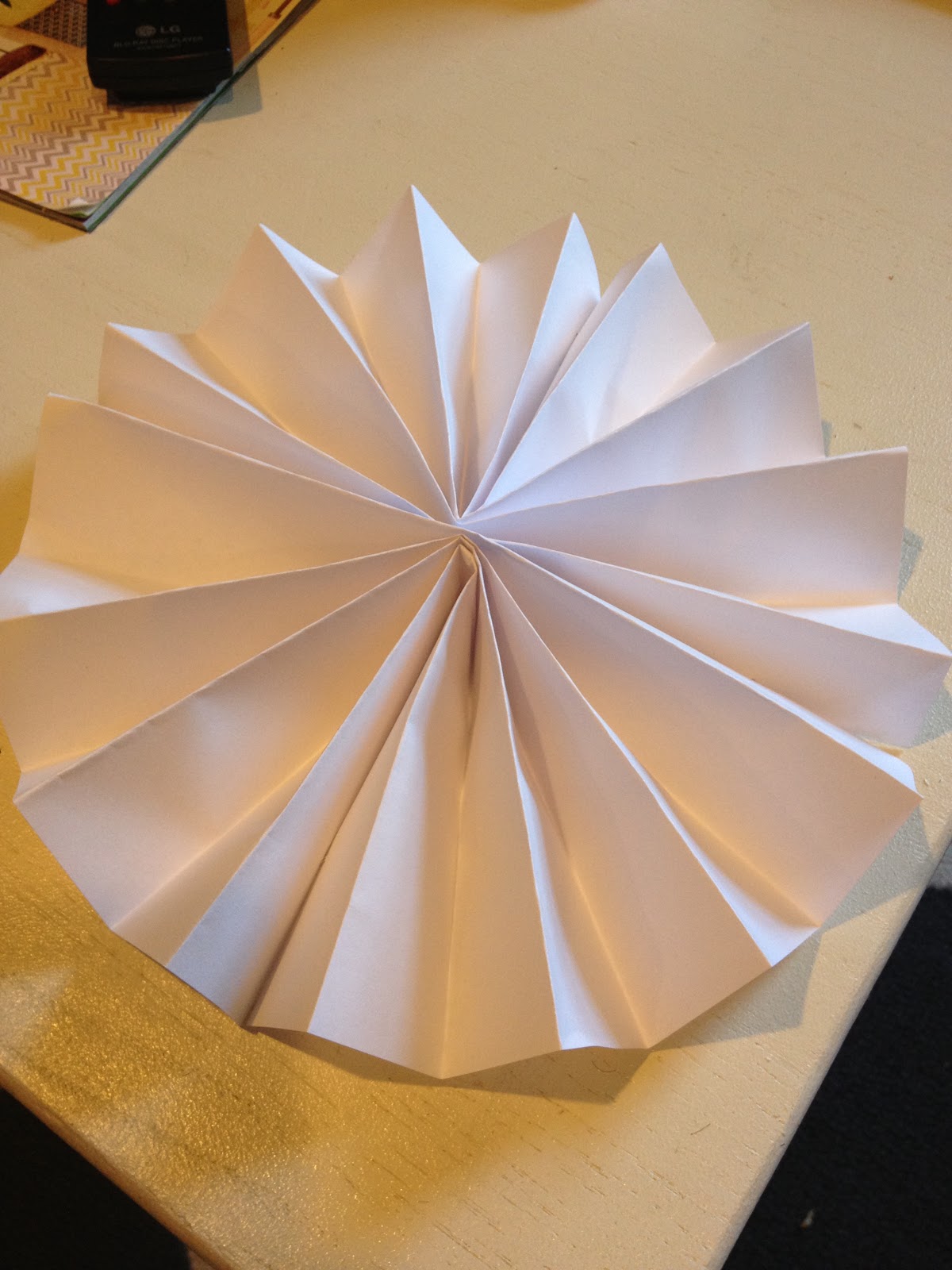 honeysuckle DIY Paper Fan Party Backdrop