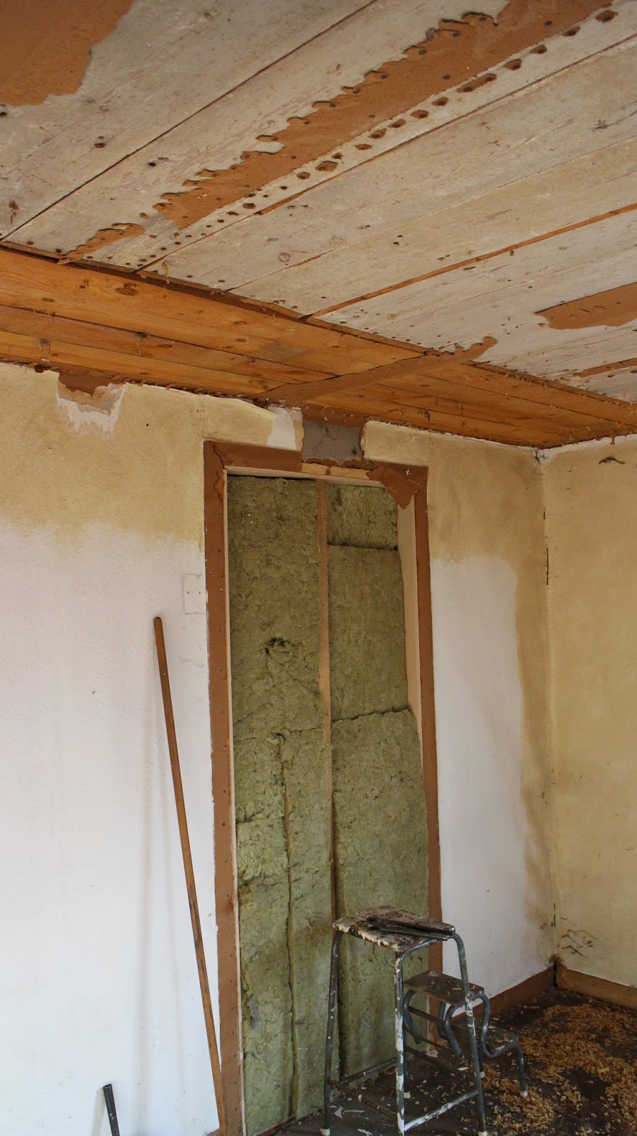 Lillstugan antik: renovering av sovrum