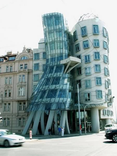 The Dancing House (Czech Republic) The Dancing House (Czech Republic)