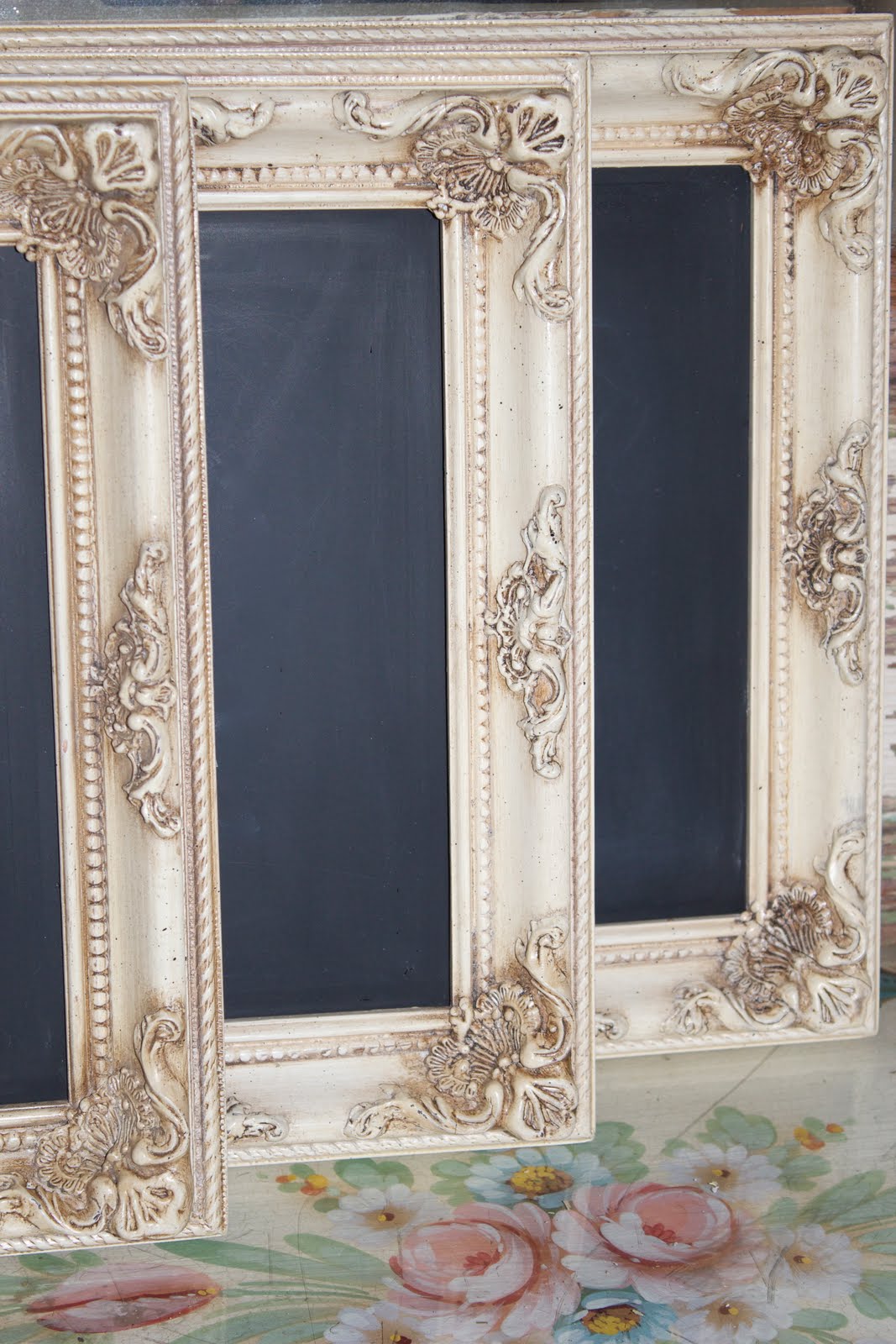 LITTLE CHALKBOARDS FRENCH COUNTRY COTTAGE