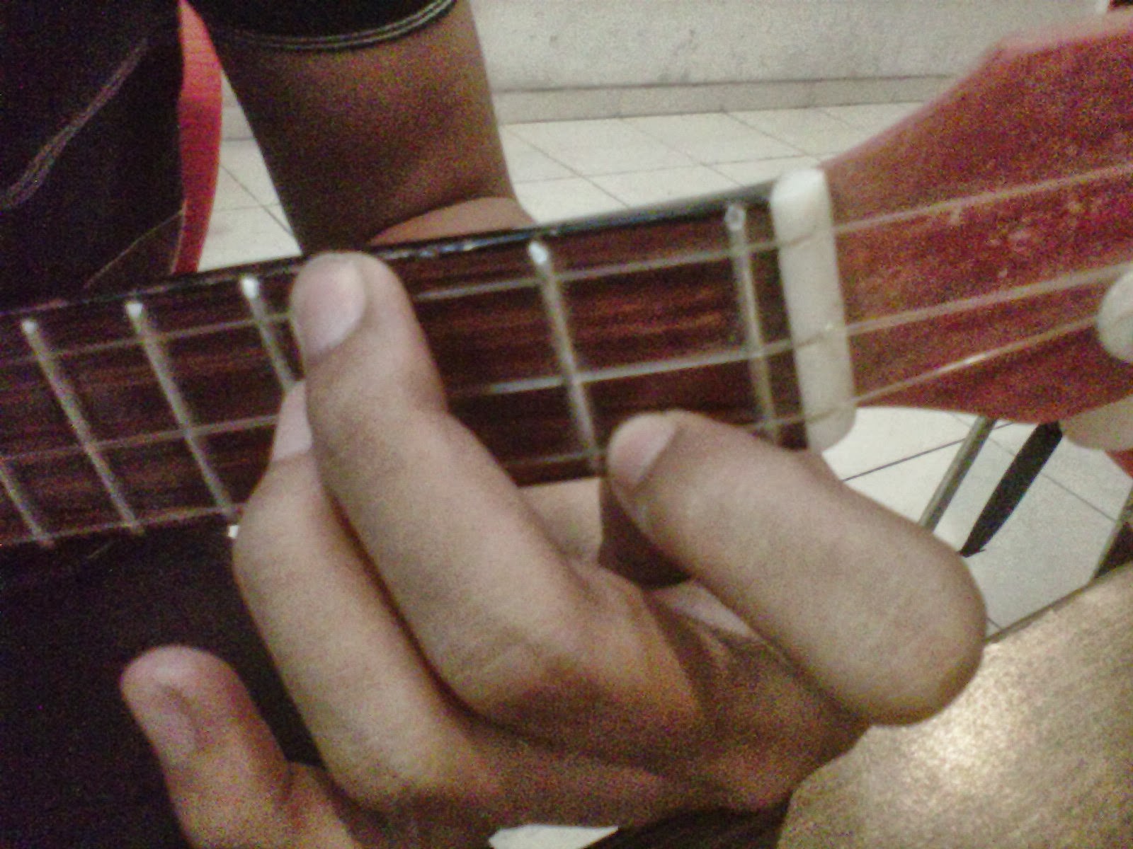 CARA BERMAIN UKULELE SENAR 3 Yoki Mirantiyo