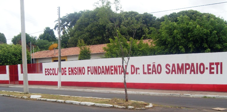 Escola de Tempo Integral Dr. Leão Sampaio