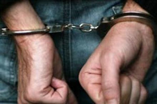 xespao.blogspot.gr συνεληφθη, πατρα, γκλοπ, πτυσσομενο