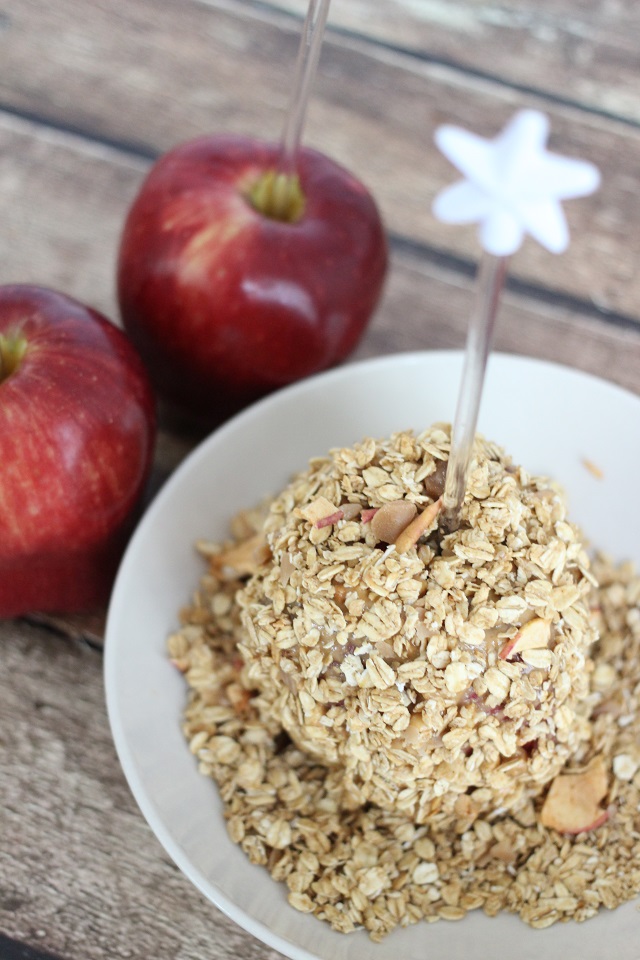 Mama Loves Food! Peanut Butter and Granola Candy Apples
