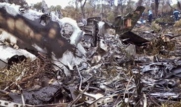 Περισσότεροι από 40 νεκροί από τη συντριβή αεροσκάφους στην Τεχεράνη Περισσότεροι από 40 νεκροί από τη συντριβή αεροσκάφους στην Τεχεράνη