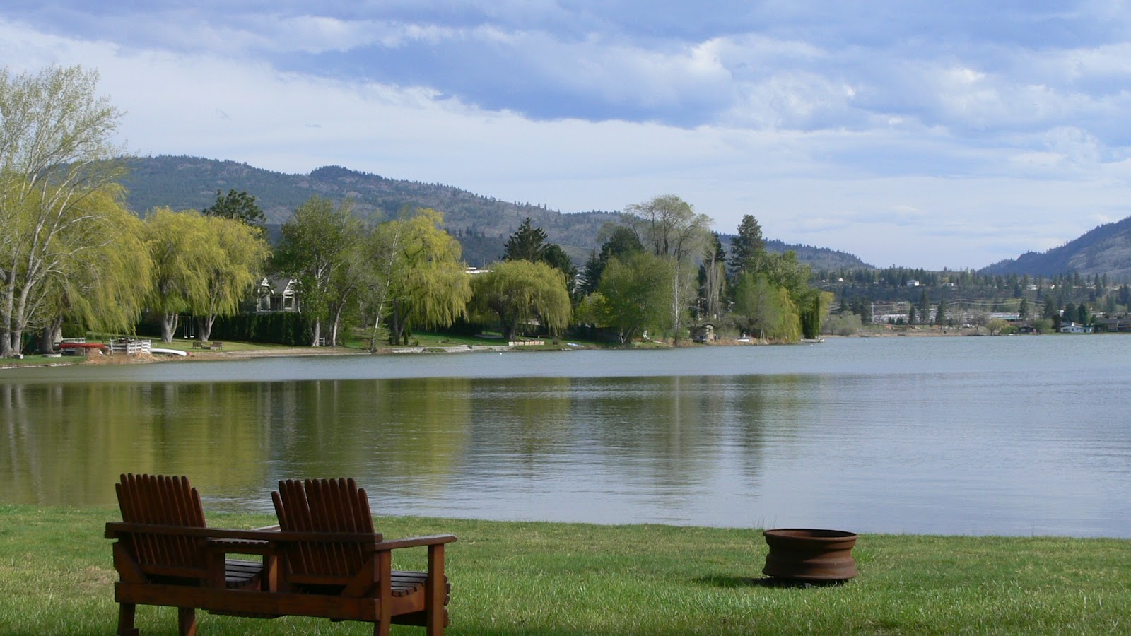 Footloose Sunny Beach RV Park Oliver BC