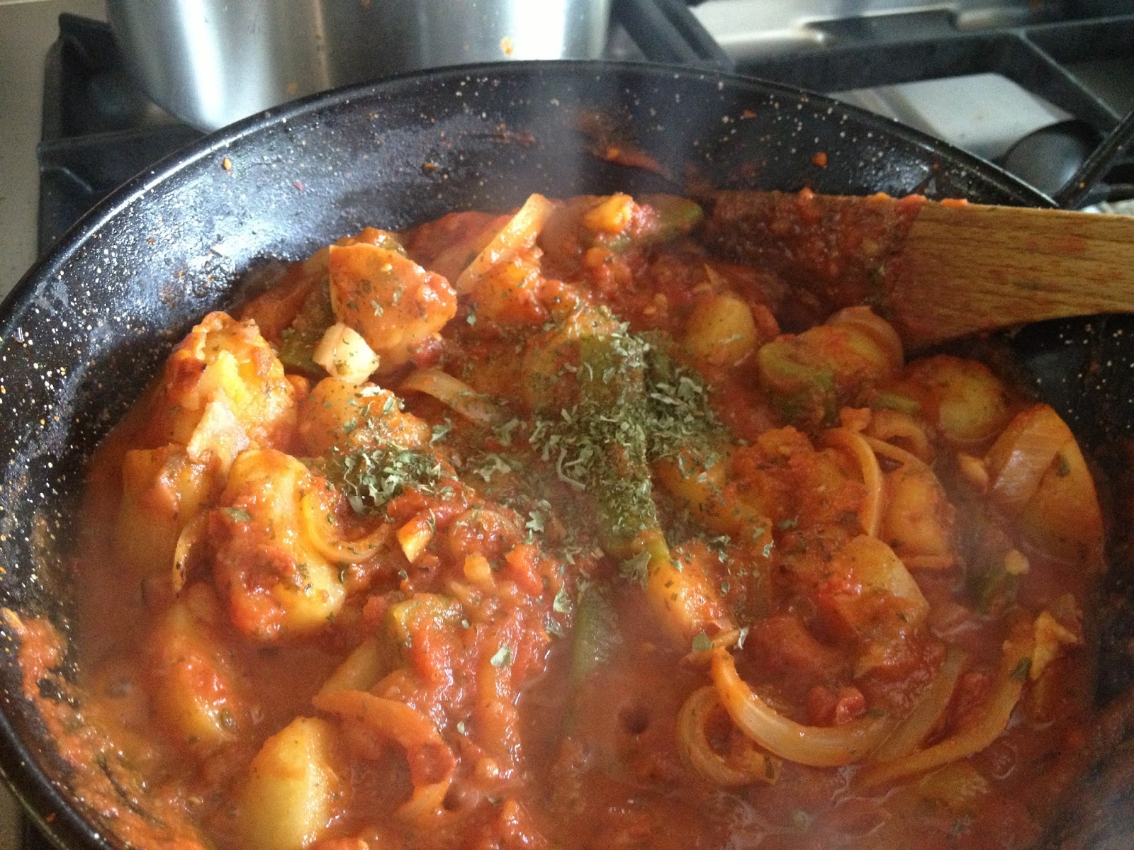 vegan vox vegan recipe of the week patatas bravas y vegan vox vegan recipe of the week patatas bravas y