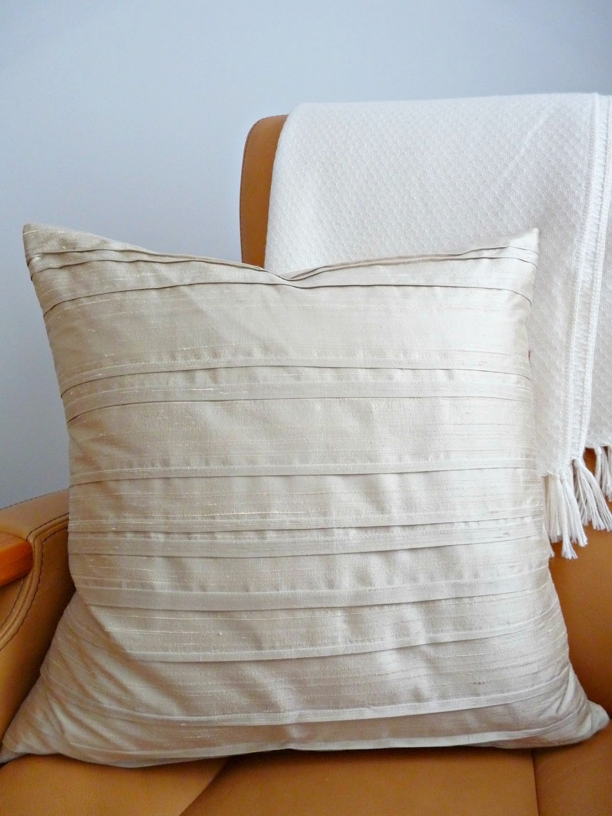 diy silk pillowcase diy pintucked silk pillow dans le lakehouse diy silk pillowcase diy pintucked silk pillow dans le lakehouse