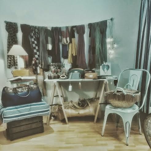 ruta deco shopping vintage Barcelona añil sgc55