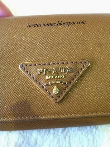 I Want Vintage | Vintage Designer Handbags: Prada 1M1132 Saffiano ...