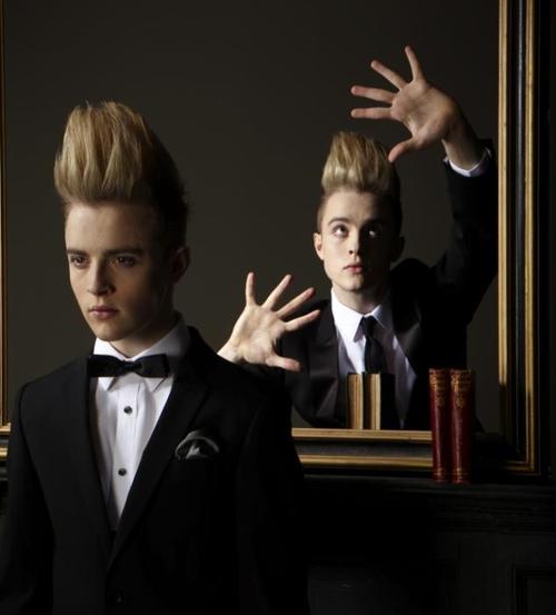 Jedward Kiss