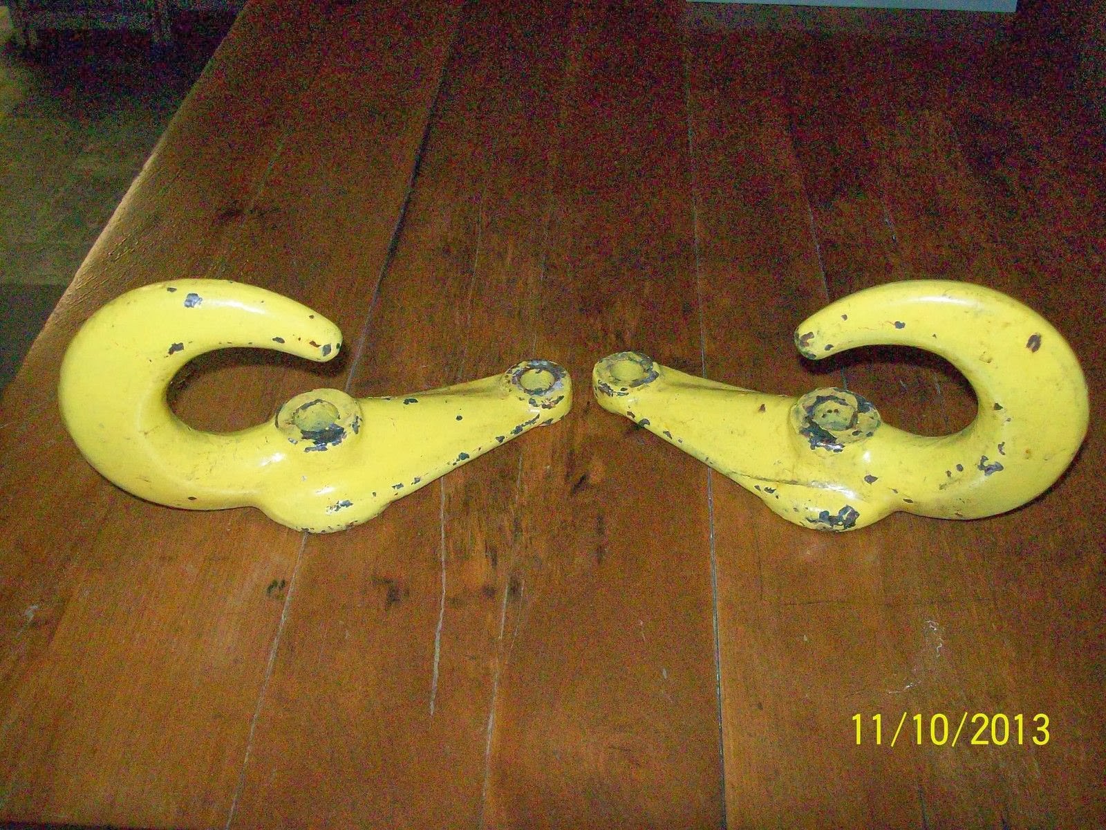 DinnerHill OEM Optional Factory mounted front bumper Tow Hooks