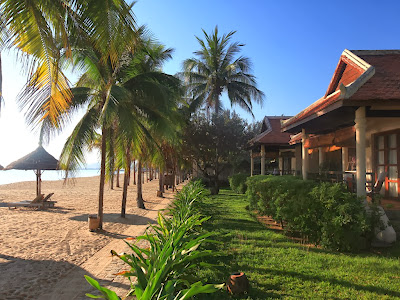 nha trang beach city, nha trang attractions, nha trang beautiful beach, vinpearl land nha trang, six senses nha trang